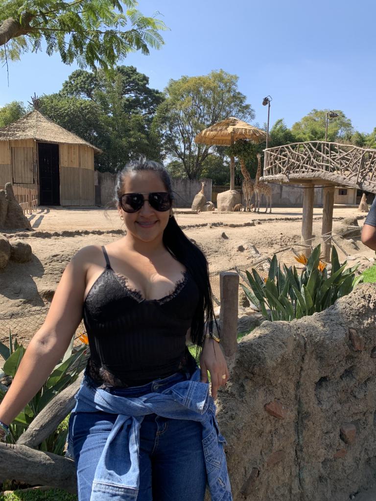 Chica busca chico en Cádiz: 