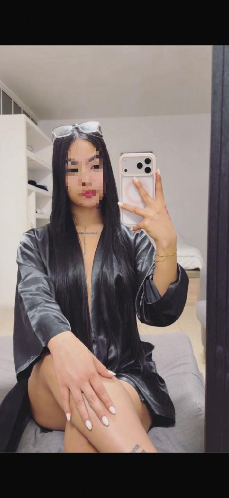 Chica busca chico en La Coruña: 