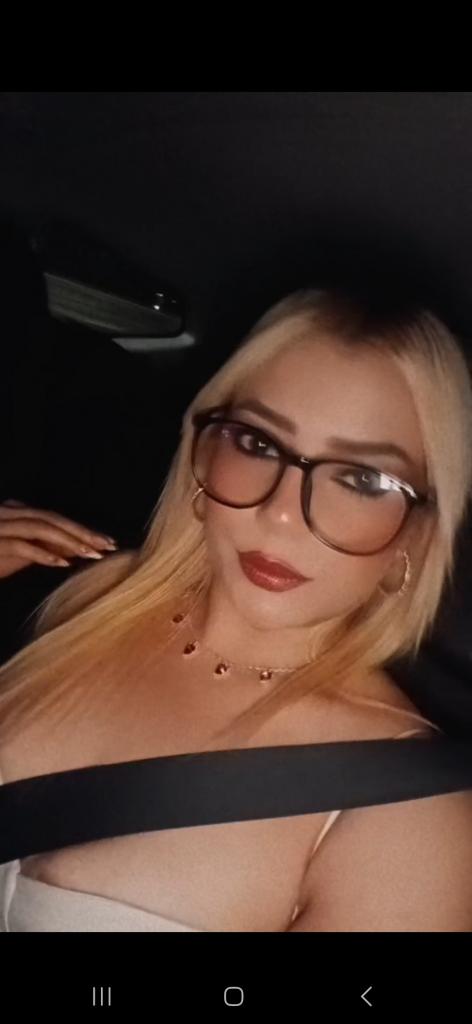 602185821: Chica busca chico en Barcelona