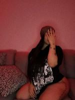 644569667: Chica busca chico en Cáceres