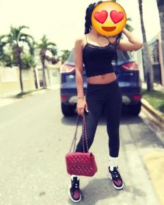 643857895: Chica busca chico en Madrid