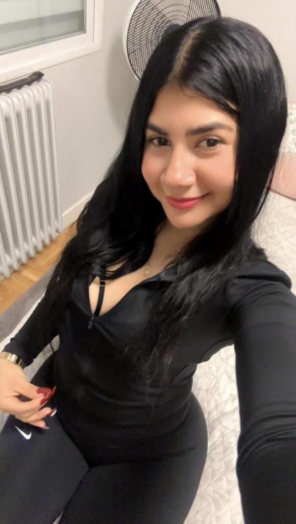 Chica busca chico en Gerona: Chica busca chico