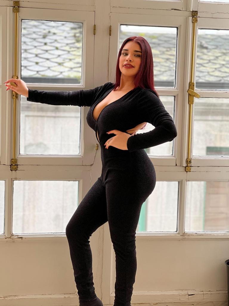 Chica busca chico en Asturias: 