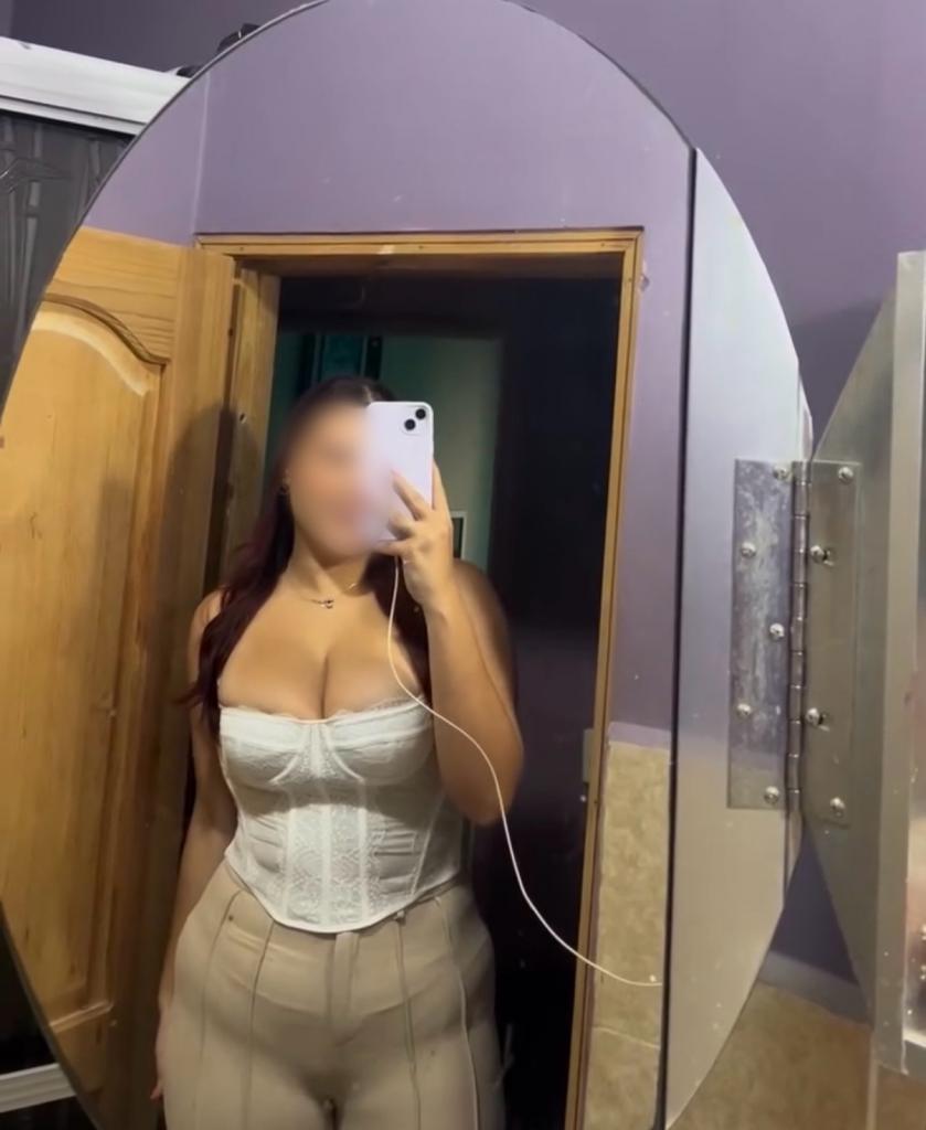 614608524: Chica busca chico en Lugo