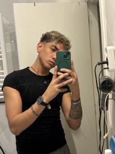 664456277: Chico busca chica en Madrid