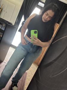 677230923: Chica busca chico en Barcelona