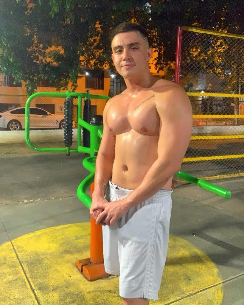 653577944: Chico busca chica en Valladolid