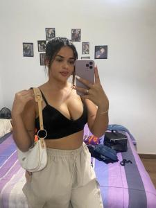 722140961: Chica busca chico en Madrid