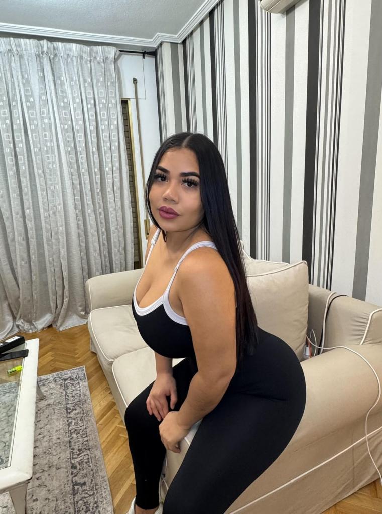 613602849: Chica busca chico en Badajoz