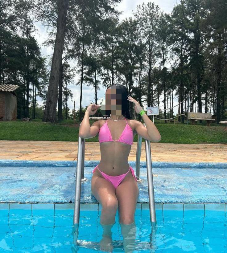 631091485: Chica busca chico en León
