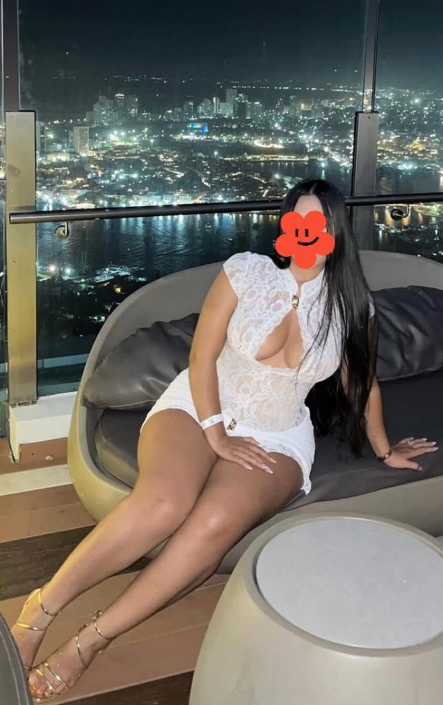 745077621: Chica busca chico en Albacete