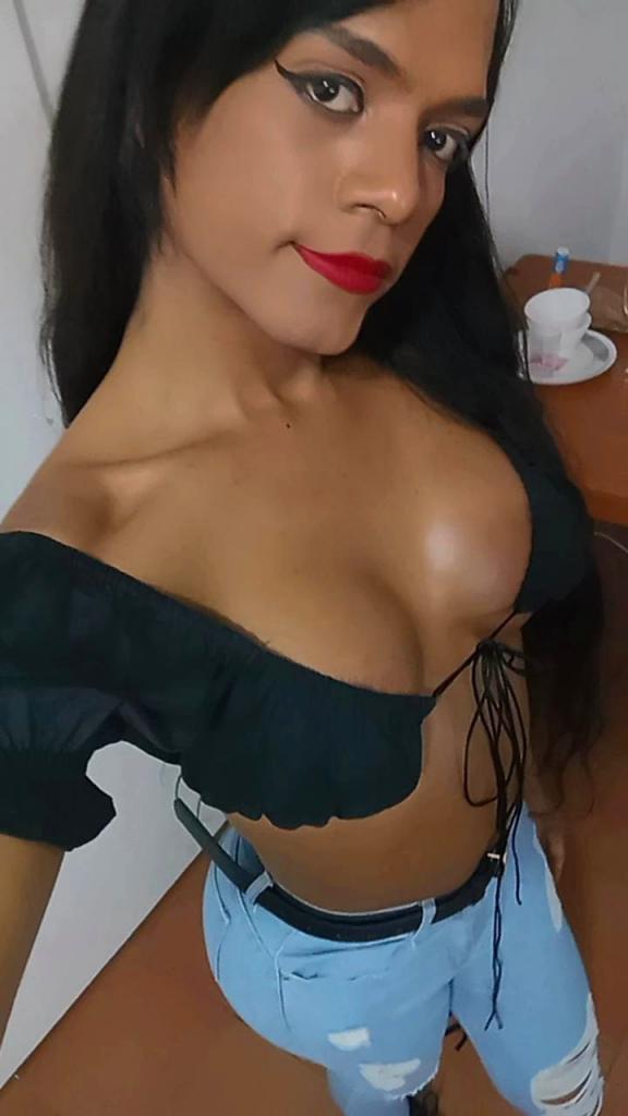 613327064: Transexual en Almería