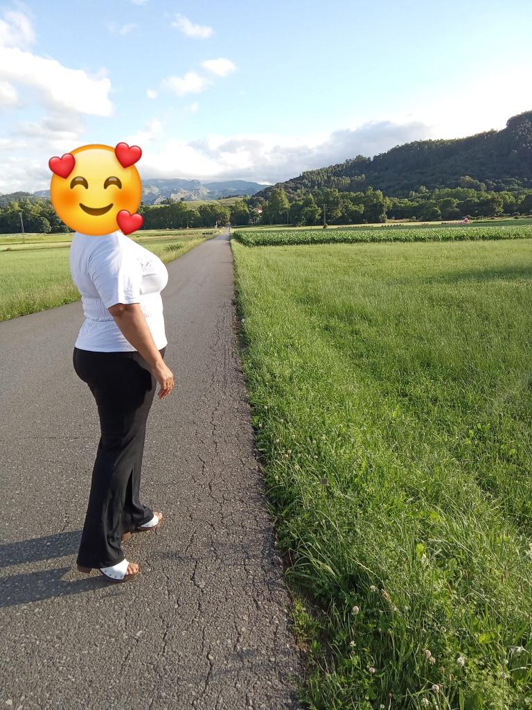 632247431: Chica busca chico en Cantabria