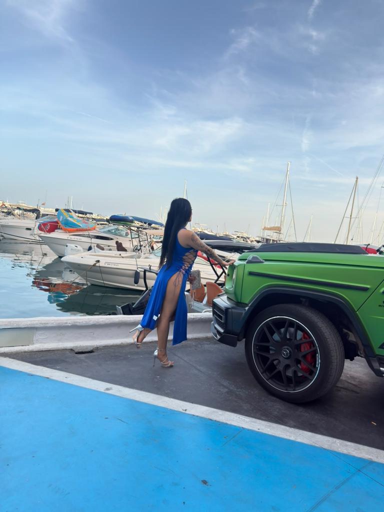 613225818: Chica busca chico en Málaga
