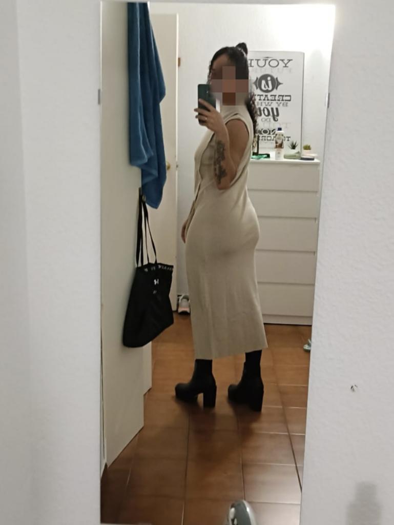 Chica busca chico en Málaga: Chica busca chico