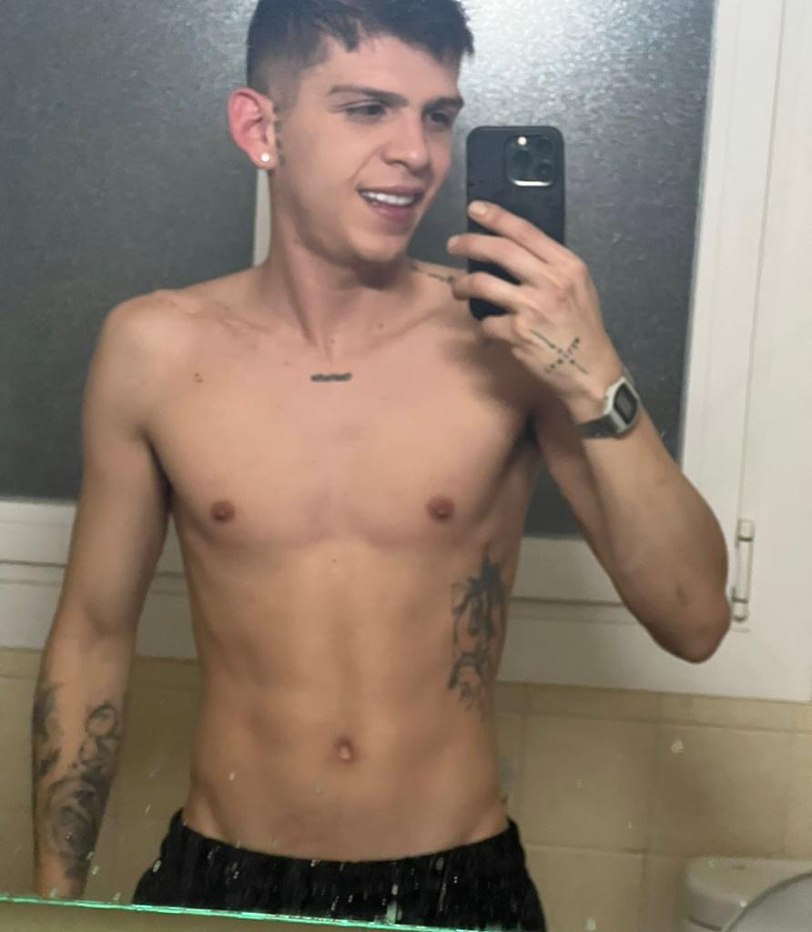 Chico busca chica en Mallorca: 