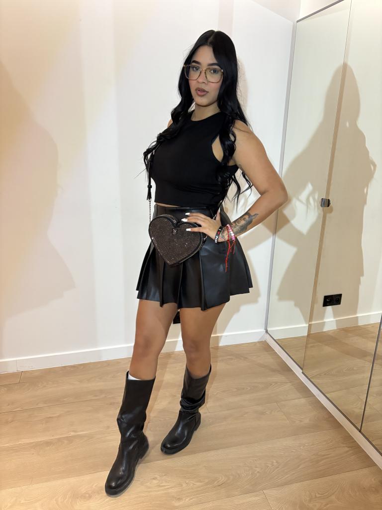 603354542: Chica busca chico en Barcelona
