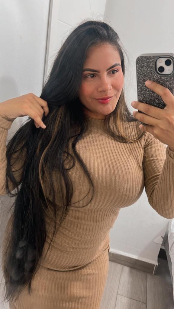 613903603: Chica busca chico en Sevilla