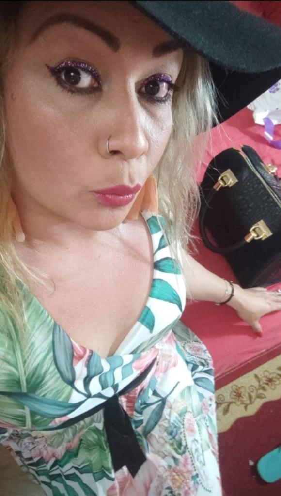 641327868: Chica busca chico en Lugo