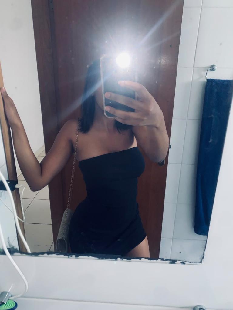 635507660: Chica busca chico en Almería