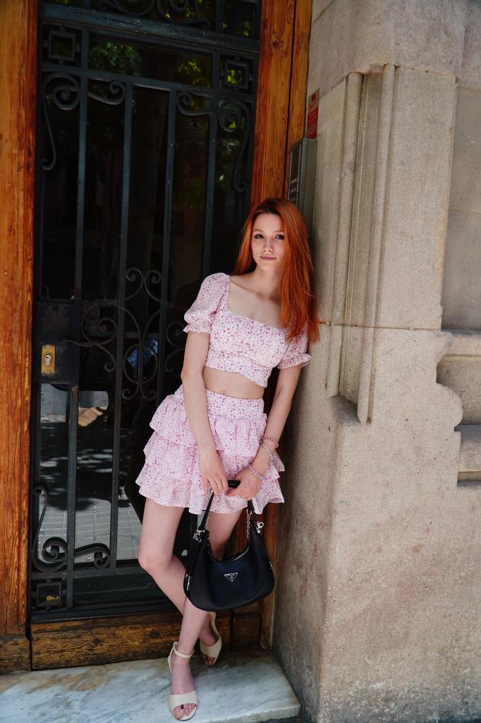 Chica busca chico en Barcelona: 