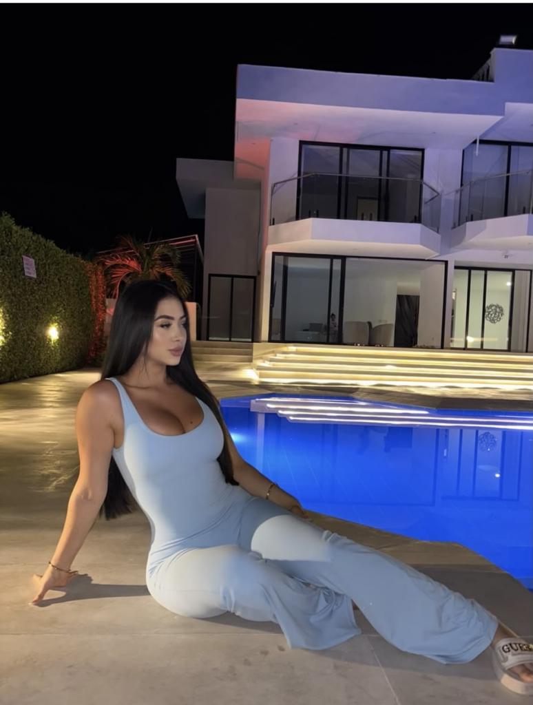 Chica busca chico en Mallorca: 