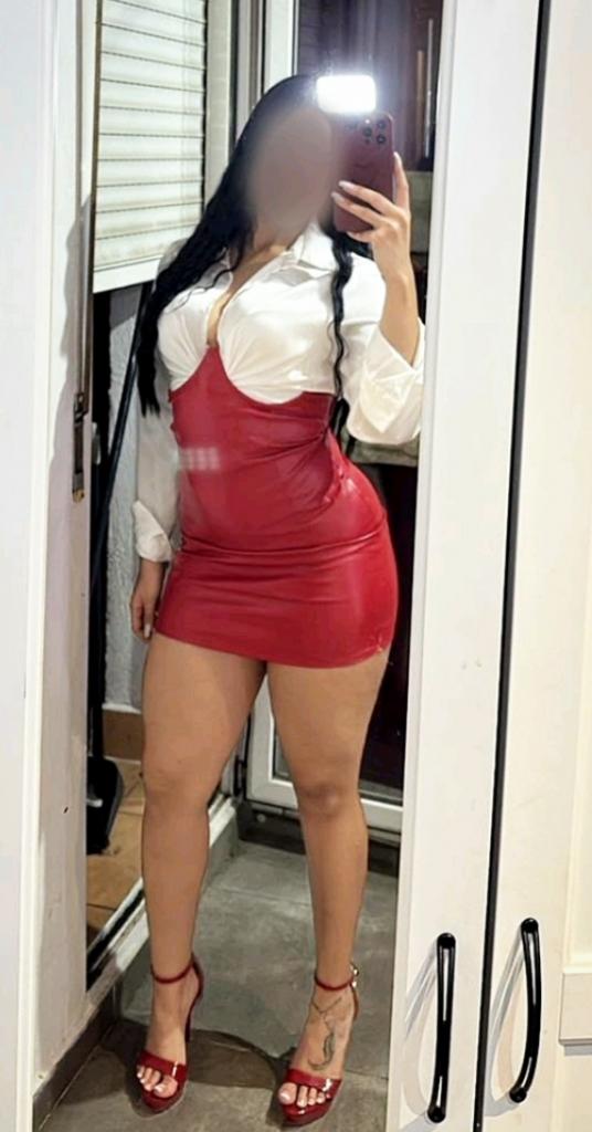 Chica busca chico en Barcelona: 