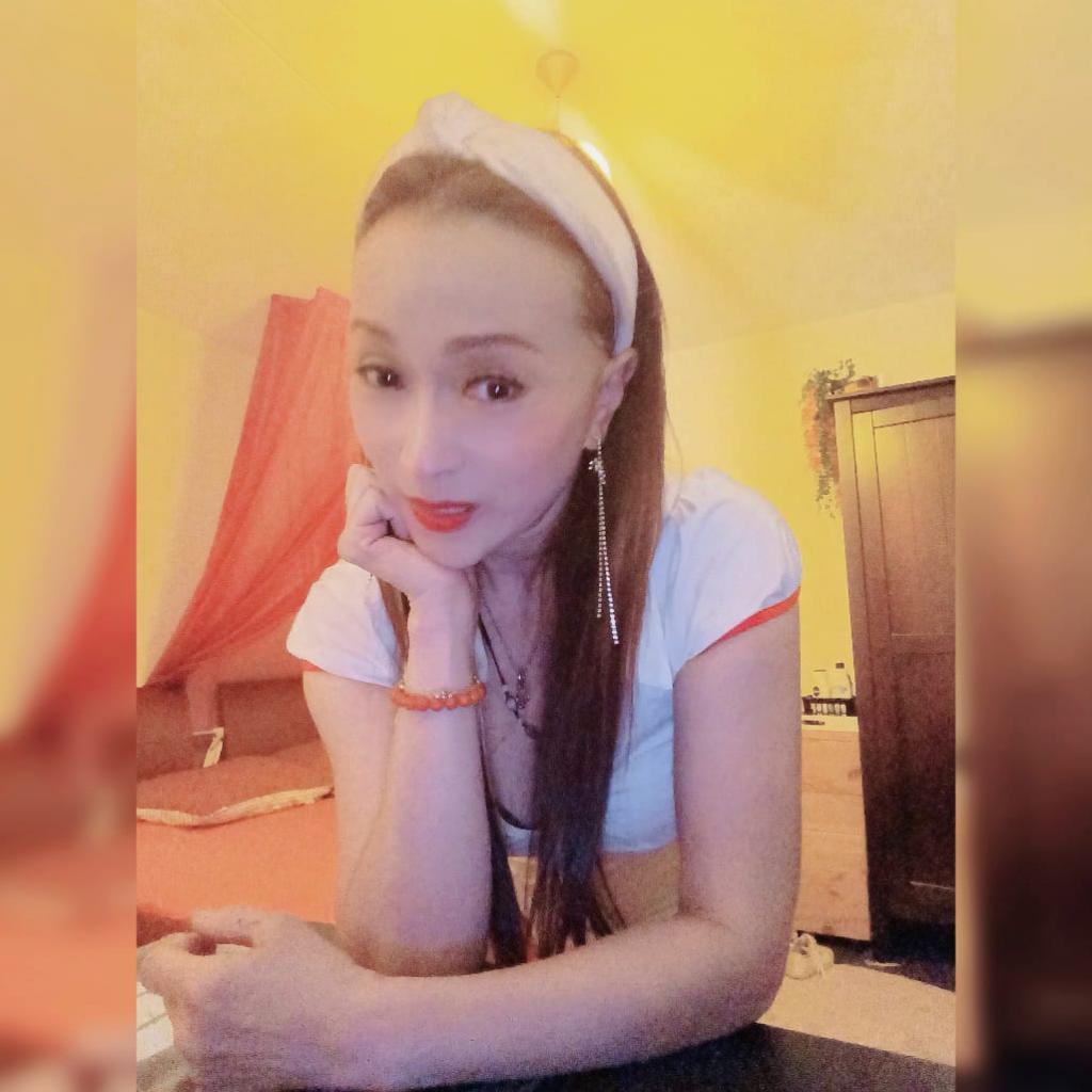 604330562: Chica busca chico en Tenerife