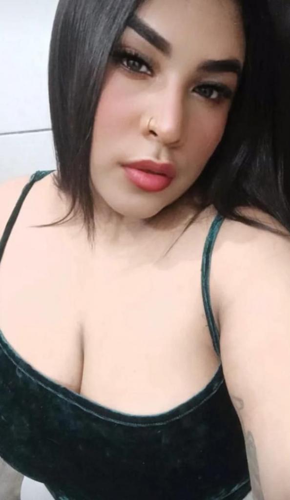 647435297: Chica busca chico en Madrid