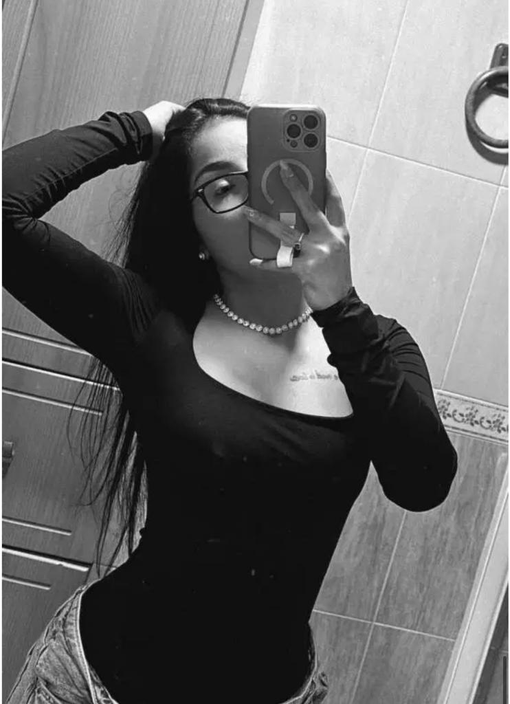 Chica busca chico en Asturias: 