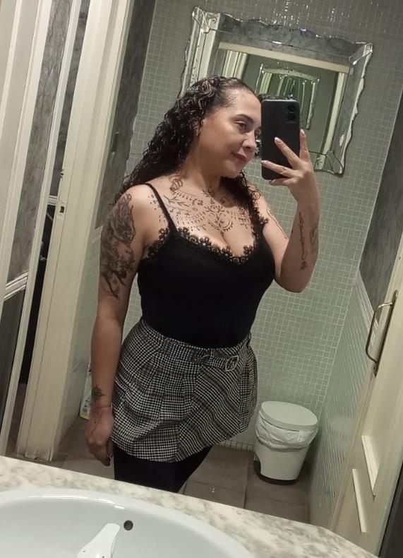 Chica busca chico en Valencia: Chica busca chico