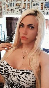 672889580: Transexual en Barcelona