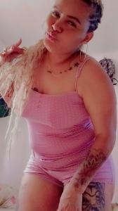614938384: Chica busca chico en Sevilla