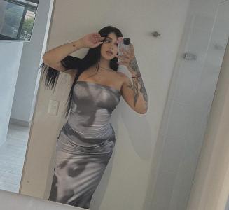 711249500: Chica busca chico en Barcelona