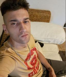 602531488: Chico busca chica en Ibiza