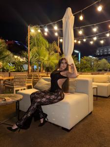 613874567: Chica busca chico en Alicante