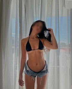 614632474: Chica busca chico en Navarra