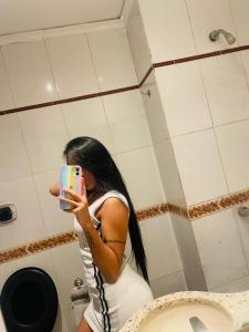 624770300: Chica busca chico en Madrid