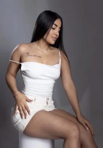 742002589: Chica busca chico en Asturias