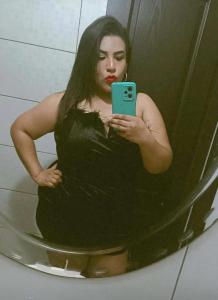 647435297: Chica busca chico en Madrid
