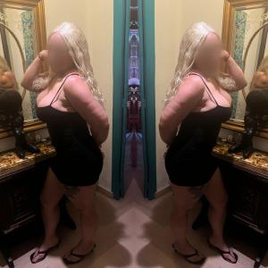 631665852: Chica busca chico en Barcelona