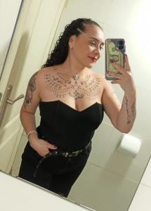 647297745: Chica busca chico en Valencia