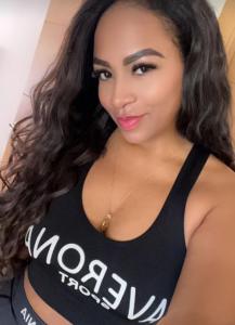 698947314: Chica busca chico en Alicante