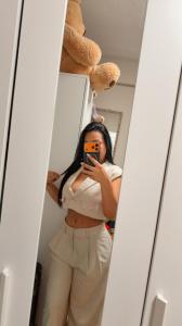 662929535: Chica busca chico en Murcia