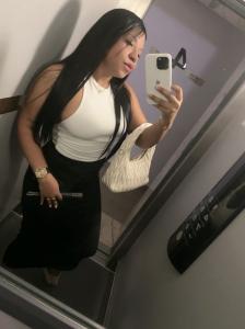 671557332: Chica busca chico en Ibiza