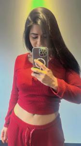 672279107: Chica busca chico en La Coruña