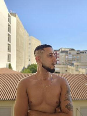 691827144: Chico busca chica en Sevilla