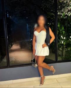 634915933: Chica busca chico en La Coruña