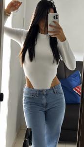 672593275: Chica busca chico en Murcia