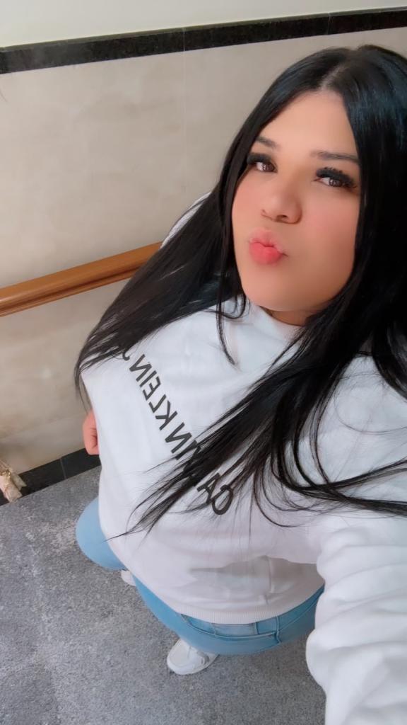 631724481: Chica busca chico en Tenerife